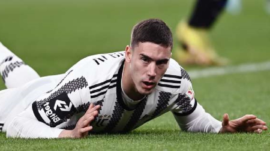 Dai Social al Campo: La Storia di Amore Infrangibile tra Vlahovic e i Tifosi della Juventus!