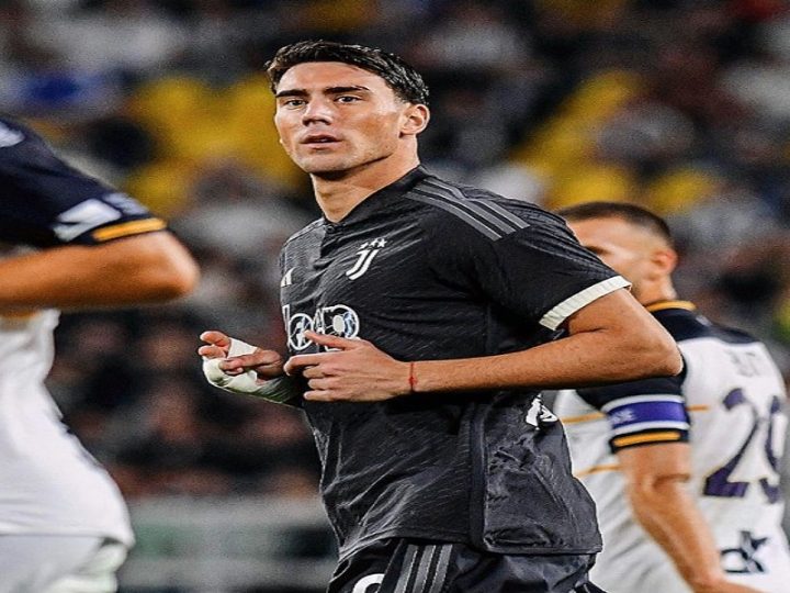 Svolta nelle trattative: l’agente di Vlahovic arriva a Torino per parlare dell’ingaggio con la Juventus