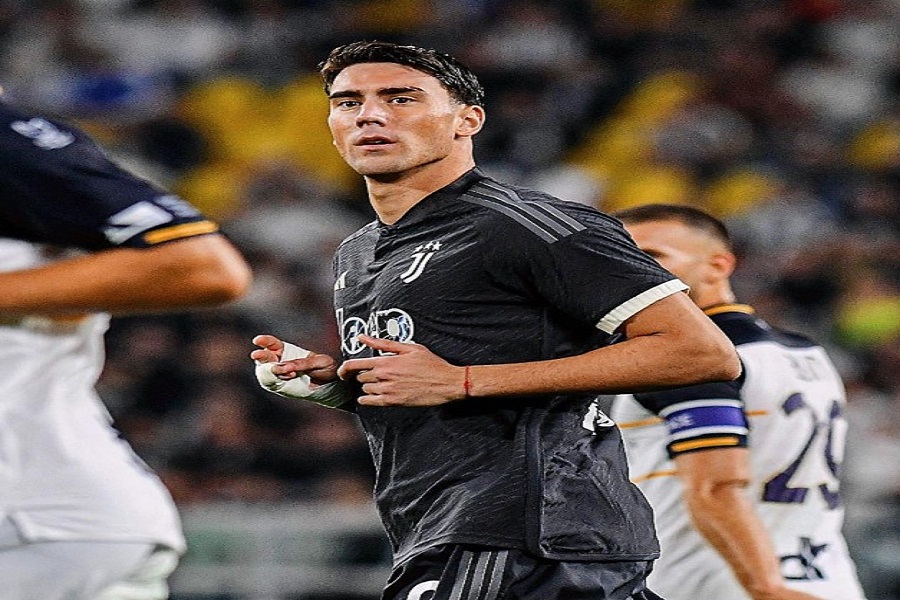Svolta nelle trattative: l’agente di Vlahovic arriva a Torino per parlare dell’ingaggio con la Juventus