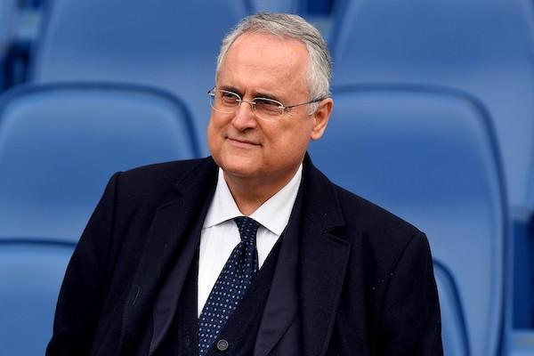 Segnali di crisi: Claudio Lotito apre a Maurizio Sarri alla Lazio ma per quanto tempo?